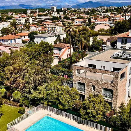 Luxury Penthouse Near The Apartamento